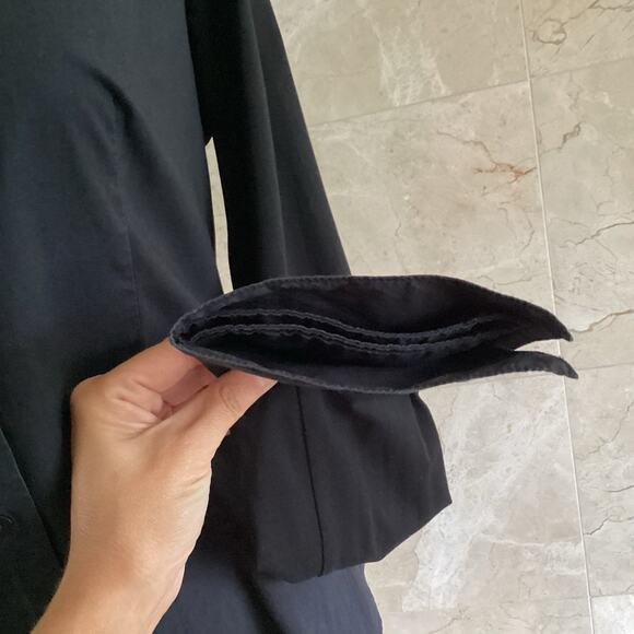 Anne Fontaine, Black Alison Button Up Top, 40 Double Collar & Cuffs Classic $350 - Picture 7 of 11